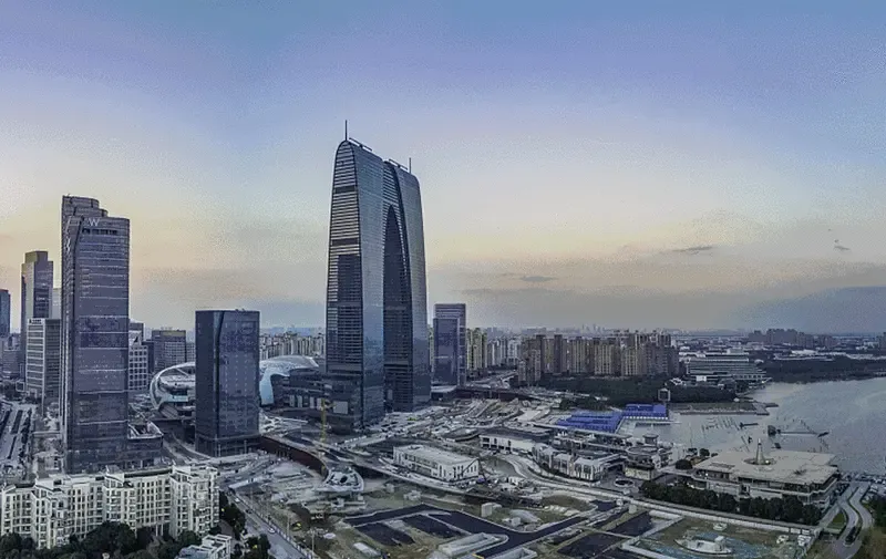 地方门户网站如何打造高效展示平台？这不仅仅是一次技术革新，更是一场面向未来的改革。